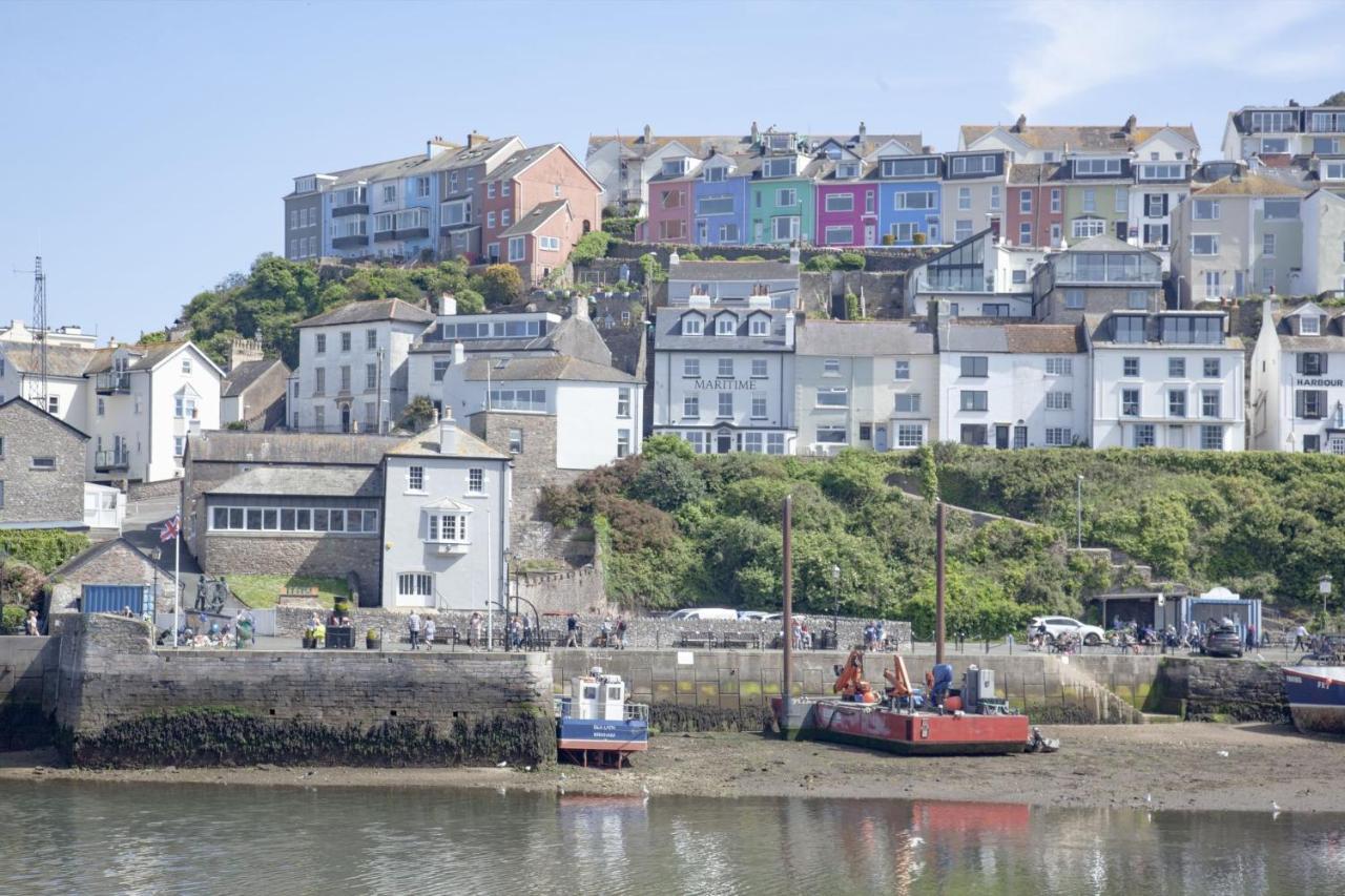 Pilgrim, Maritime Suites, Brixham Exterior photo